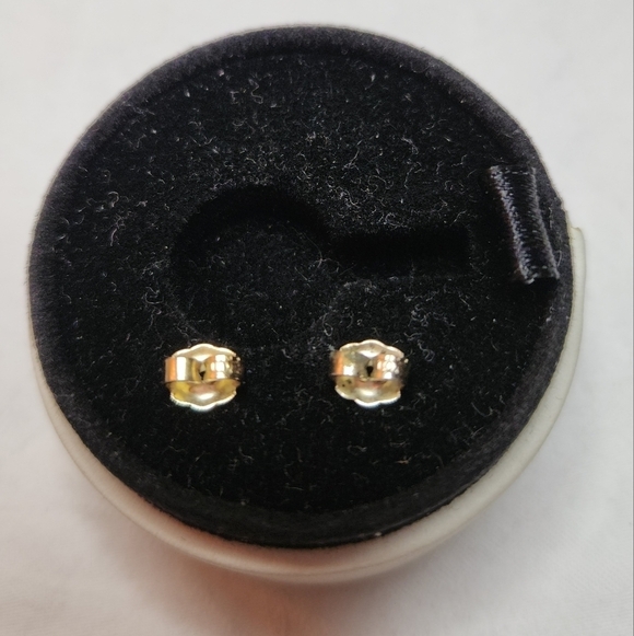 Vintage gold butterfly earrings - Picture 7 of 9